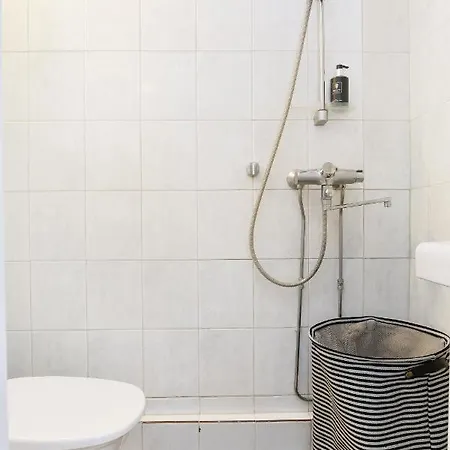 Huoneisto Kotimaailma Helsinki- Mannerheimintie 144